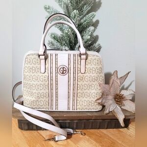 Gianni Bernini Center Stripe Signature Handbag. Ivory/lined pink stripes 2021/22